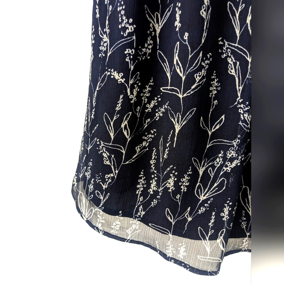 Navy Floral Dress - Picture 3 of 3